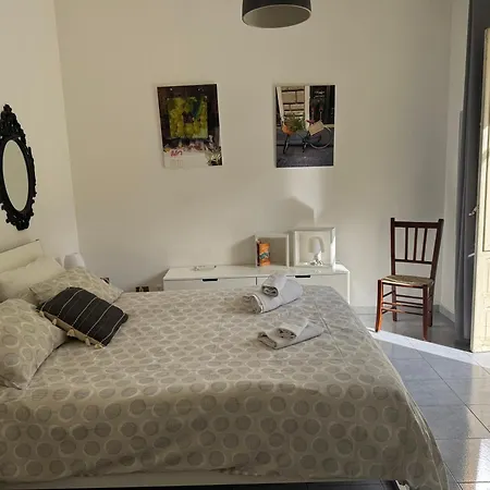 Co Διαμέρισμα *